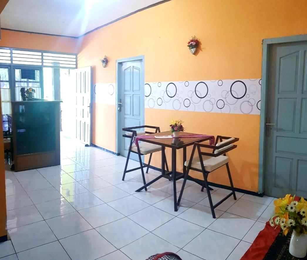 The Room Ende Bagian luar foto